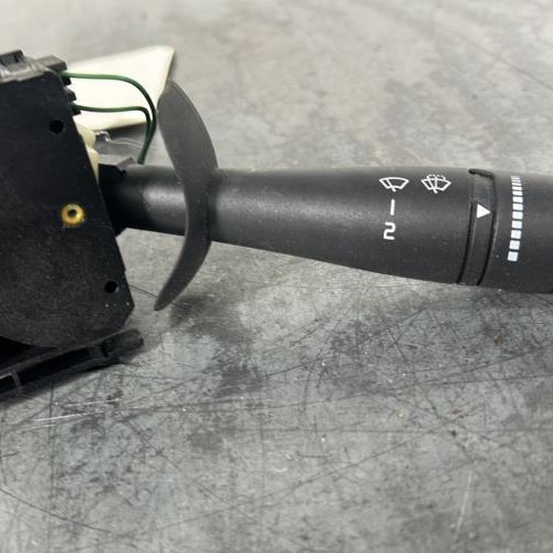 Commodo d'essuie glaces