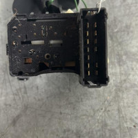 123173415-8c2c609f-7804-4de0-84b0-6a3c23af3b4f-Piece-Commodo-dessuie-glaces-7701048915-RENAULT-TWINGO-2-PHASE-1-653adf35b3c35d54bf162572538b3bdf559b390c842107b4703ce38c939b2f52_m.jpg
