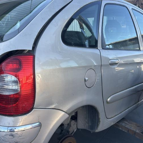 Vehicule-CITROEN-XSARA%2520PICASSO%2520PHASE%25202-2005-9e7625284efeeebaa4e57e42560fdc9c0699d30f27c7d1b7109c96de3b6113fa_m.jpg
