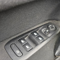 Vehicule-PEUGEOT-308%25202%2520PHASE%25201-2015-a03587447a94d79bfb30bb48c9903b42baa2522bb97282e22ca028ffa4a99bdb_m.jpg