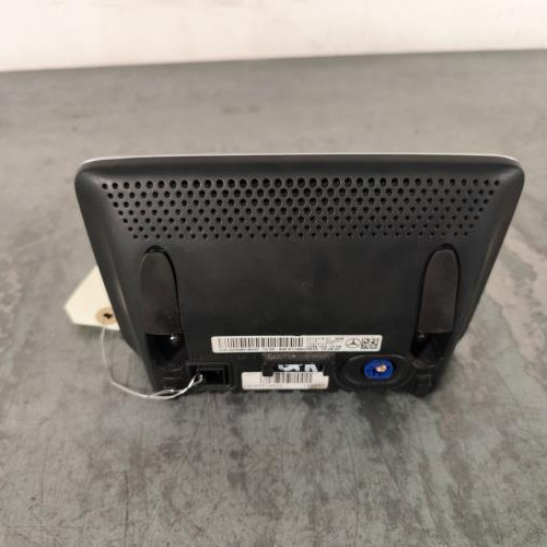 123387188-286fe570-0b3d-4fed-ab21-f211ca6f548e-Piece-Ecran-GPS-2469001206-MERCEDES-CLASSE-GLA-156-PHASE-1-3564037d6b0908cec24d3dfb8d1cf2a5732b3bcb1da7d7c3e194e21a15dd8a8d_m.jpg