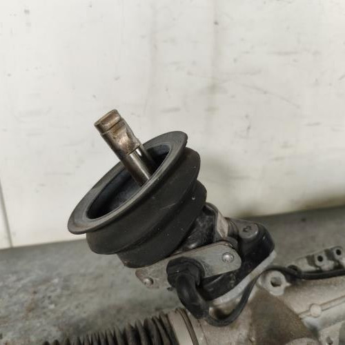123387494-c4b3b984-2546-4f9c-be64-764823b5461c-Piece-Cremaillere-mecanique-2464605301-MERCEDES-CLASSE-GLA-156-PHASE-1-4494c3108cee295150473341f0de454267660846d64db4924960517ededb2a4d_m.jpg