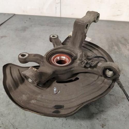 123387498-69353928-2ca8-4d37-ba2d-0677cf886f9d-Piece-Fusee-avant-droit-2463320601-MERCEDES-CLASSE-GLA-156-PHASE-1-b2f9eb4bcfc1d9f5caf214959e39889b0e9f3d9d5371802af5c23d80da3e8507_m.jpg