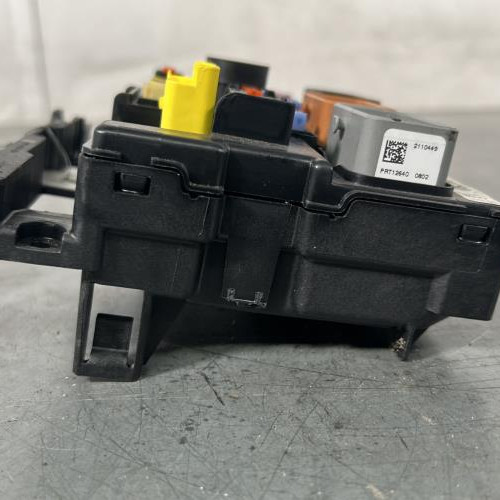 123417572-05925d31-d162-4ddb-bd70-666a1e5c7437-Piece-Boitier-servitude-moteur-BSM-6500HW-PEUGEOT-207-PHASE-2-BREAK-5f15a4b9d87b8a8b1a39781ea6e8a1dfa455b9981a227ca1d37627fba73b2456_m.jpg
