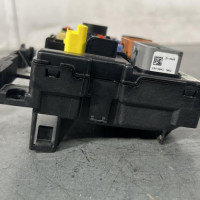 123417572-05925d31-d162-4ddb-bd70-666a1e5c7437-Piece-Boitier-servitude-moteur-BSM-6500HW-PEUGEOT-207-PHASE-2-BREAK-5f15a4b9d87b8a8b1a39781ea6e8a1dfa455b9981a227ca1d37627fba73b2456_m.jpg