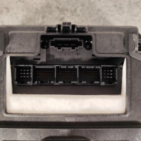 123684372-001e92dd-3c75-4468-b069-3bd5ca8dec52-Piece-123684372-Console-central-174302-PORSCHE-CAYENNE-2-PHASE-1-48i-32V-V8-S-4X4-5d4fbfce91db560ae4c5ac64acaec04ab0bf4d18f6c5221d7e75e5306aae1fff_m.jpg