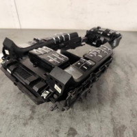 123684372-44b2748f-a052-4d78-9cfd-5d6e3f07c5dc-Piece-123684372-Console-central-174302-PORSCHE-CAYENNE-2-PHASE-1-48i-32V-V8-S-4X4-81a2f3049078128b2bb0962322e550d89299b9326466422025b9054703846ea8_m.jpg