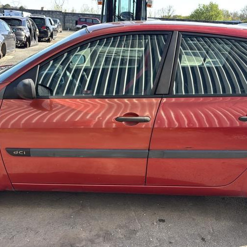 Vehicule-RENAULT-MEGANE%25202%2520PHASE%25201-2004-b2e06846c93b9c0e3762d0a476f54c37903df7a4c658a7e96890683c2a1c4abc_m.jpg
