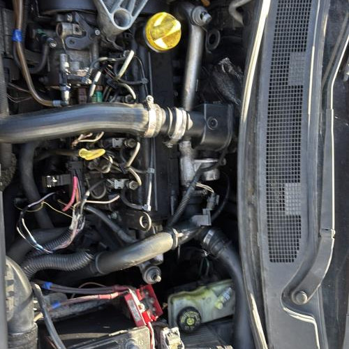 Vehicule-RENAULT-MEGANE%25202%2520PHASE%25201-2004-433add5ddf98a452f591eb7f560ab28e85bf78926ae706f5ecde9b1ab97f25ff_m.jpg