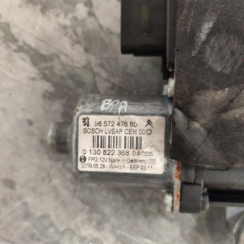 123779144-1faa78af-4f6b-4f2c-a848-858e17aa8747-Piece-Leve-vitre-electrique-avant-droit-9222CV-PEUGEOT-308-1-PHASE-1-508b4be48064756a97abb444c1fd7c90b3ae285bd0551f4cff7419e1c711c0ea_m.jpg