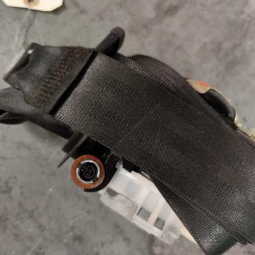 123781543-c3db51c1-a254-4d8b-8611-263267be4ae5-Piece-Ceinture-avant-gauche-8V5857705EV04-AUDI-A3-3-SPORTBACK-PHASE-1-41dd2dc70322719a8d301f2889240a7d9d9b34dd028197a71f8f1d19030f6c5f_m.jpg