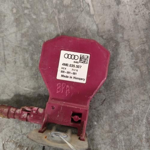 123782611-e45501b3-a877-4d00-9e44-999160d7a960-Piece-Radar-anti-collision-4M0035507-AUDI-A3-3-SPORTBACK-PHASE-1-bc72b9ec1f35408cf53bd5f73f436bf08d274fcdea6bb3d15702dcf1dfe7e9e1_m.jpg