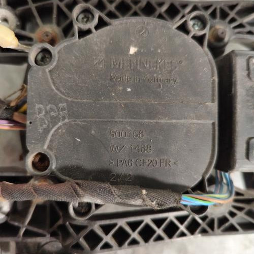 123782766-d9c82228-631b-4981-9a96-9852b3db021f-Piece-Chargeur-Voiture-electrique-5Q0915950A-AUDI-A3-3-SPORTBACK-PHASE-1-1a86b33ef5441eebe850bc4dd73b80ee1137b5dc5363b7d7b71a6b2e86ba079c_m.jpg