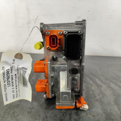 123782901-d6d2df0e-f8dd-4427-890c-90d317d9be52-Piece-Module-electronique-5QE915682AA-AUDI-A3-3-SPORTBACK-PHASE-1-cf81f4ba7d2864eaed4ce76d3e4f7b7a2826839ccea981c99dbae4e21ad69f83_m.jpg