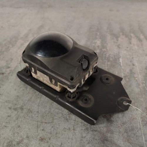 123783125-daf39864-332d-4bb2-b911-28e3941a896d-Piece-Radar-anti-collision-4E0907561F-AUDI-A8-2-PHASE-1-17bc3a2551363f8071cf089687eb4a8f9bf177b012a51259e81445ef79e9f337_m.jpg