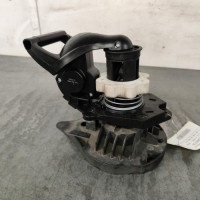 123803730-d55bba2d-4e45-4996-91bf-4268893fd447-Piece-Treuil-de-roue-de-secours-8200601401-RENAULT-CLIO-4-PHASE-1-BREAK-cb6866c77787886bb9c79a1d1bfa410b18e8c0619edb1d73dcb101d01967cdde_m.jpg