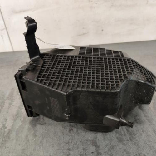 123804224-70e64d31-308e-48d1-a642-27ce140f3a02-Piece-Boitier-filtre-a-air-165001258R-RENAULT-CAPTUR-1-PHASE-1-f586bd224980f6cbb2fc7251347ed3a449871a6702535dcdaad3946d32fb49a8_m.jpg