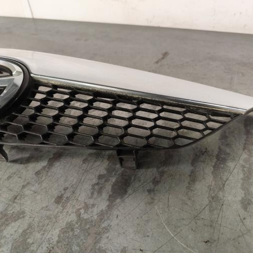 123828892-56f8144c-aa38-44ad-a7d7-1507d48c611b-Piece-Calandre-GR1L50710B-MAZDA-6-1-PHASE-2-d9ea013884c5887611d196271af2b18c4f38a016b8a949b58fbaf8520ccae369_m.jpg