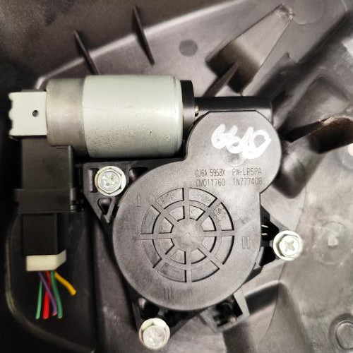 Leve vitre electrique avant gauche