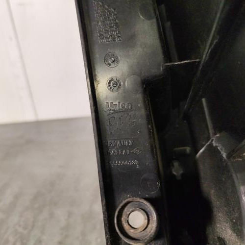 123868657-5354b24b-56ac-4d25-9667-fcbd9f92ce52-Piece-Feu-arriere-principal-gauche-feux-265550013R-RENAULT-SCENIC-3-PHASE-1-1c82cdc3fa50ef7efded5f97a6cbed8e14287ab28d859c0027d8140d253d4e29_m.jpg