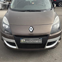 Vehicule-RENAULT-SCENIC%25203%2520PHASE%25201-2010-8e1aee13cf74280bf9cf44d2d8897dda6a1eec30e508fa8a4cdf47a6b16a8474_m.jpg