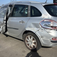 Vehicule-RENAULT-CLIO%25203%2520PHASE%25201%2520BREAK-2009-5ea4db71abfcc50d9662ef9f9b8b54422098b40c496eae294e8f104b13464ca8_m.jpg