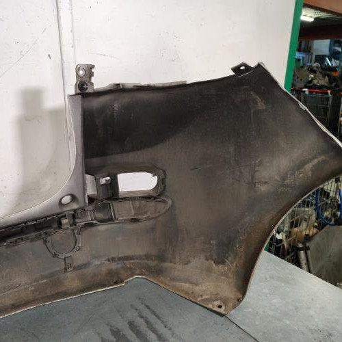 123886346-f20f10f3-fd4f-41bf-9b2f-d95a5094c10f-Piece-Pare-choc-arriere-7701477509-RENAULT-CLIO-3-PHASE-1-BREAK-0747e7632cb98a138a8eace33cfd6d347daf950dc5d075d9b722e2b11ee2bc90_m.jpg