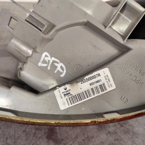 Feu arriere principal droit (feux)