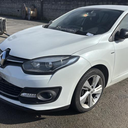 Vehicule-RENAULT-MEGANE%25203%2520PHASE%25203-2014-381e2d576f85209f80f77d170608ef4e1e384bc20eb6ff9fb723e23edd28b42b_m.jpg