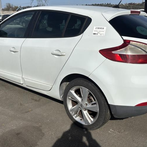 Vehicule-RENAULT-MEGANE%25203%2520PHASE%25203-2014-50e4969b41742277ff4d4971e8c634a214045b78fc33abb2c6a012e568258e8c_m.jpg