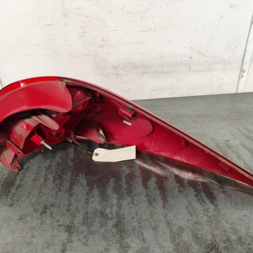 124206727-db208330-e4b9-467d-90d1-820d82675553-Piece-Feu-arriere-principal-gauche-feux-6350CT-PEUGEOT-207-PHASE-2-BREAK-4ff4697efa575af360850e8cd9f035bfe8e9b409d455e4a9fc6fc2db05e060aa_m.jpg