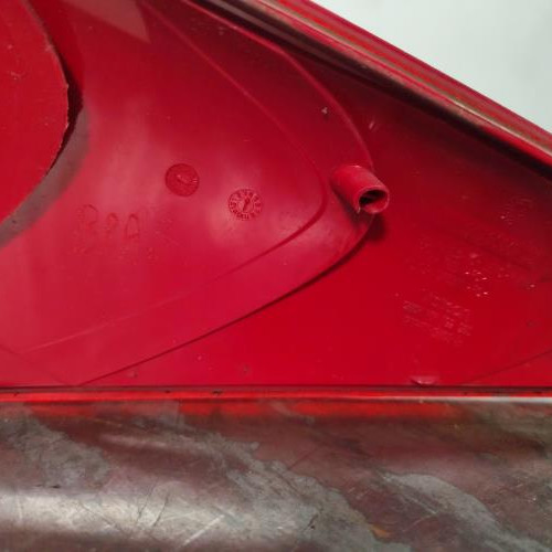 124206727-1fa528cf-1651-42ff-b2fa-113c74fbec9b-Piece-Feu-arriere-principal-gauche-feux-6350CT-PEUGEOT-207-PHASE-2-BREAK-be76c547c9cc0d08cd68e2dcef52419bf0f8db3e4d69aa07c26d420370442d88_m.jpg