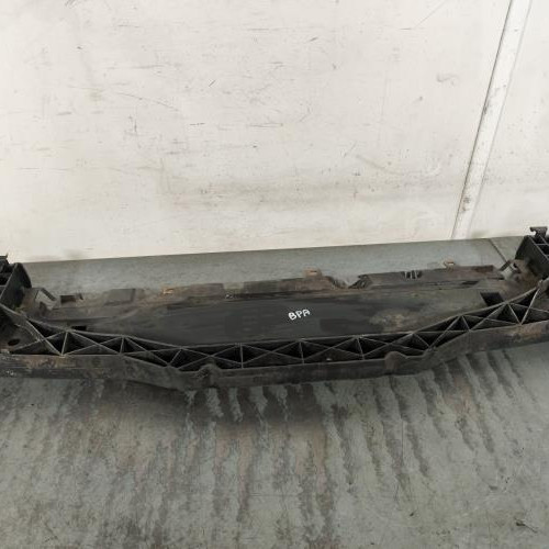 Absorbeur de pare choc avant