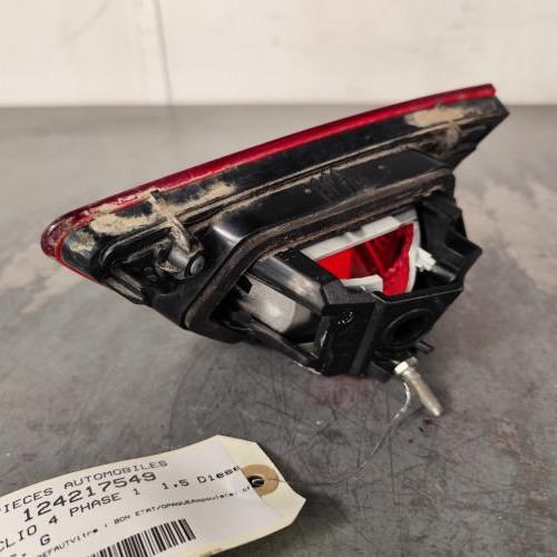 Feu arriere secondaire gauche (feux)