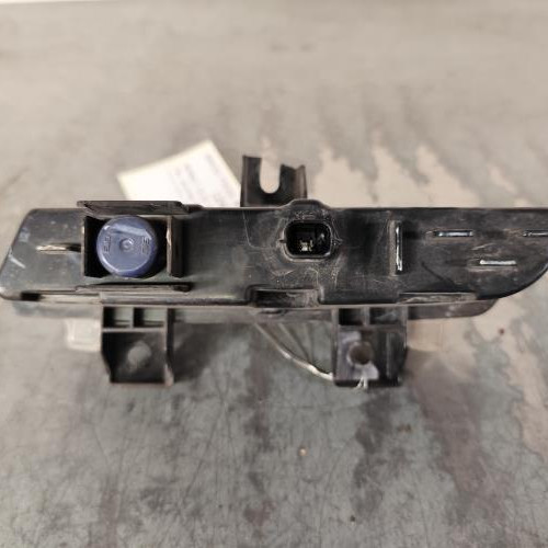 Feu diurne avant droit