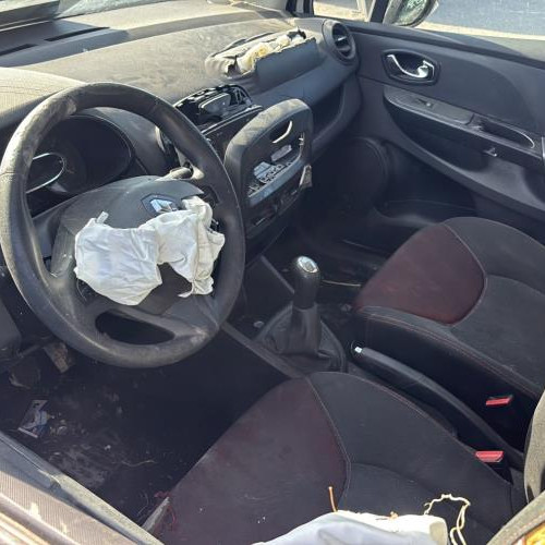 Vehicule-RENAULT-CLIO%25204%2520PHASE%25201-2014-2b5923e667ac6b968c77da17b64f07e3fb3a69ff16d5817a1df3d8ae3cf5d09d_m.jpg