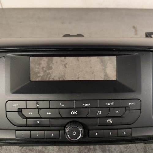 124230840-457ece00-0dd1-4fe2-8244-b9c3105d367f-Piece-Commande-autoradio-98120819ZD-PEUGEOT-EXPERT-3-PHASE-1-95243235cf2117d45fe6360aaa0f3986bc36bc77264ffc39a391f283865e46b5_m.jpg