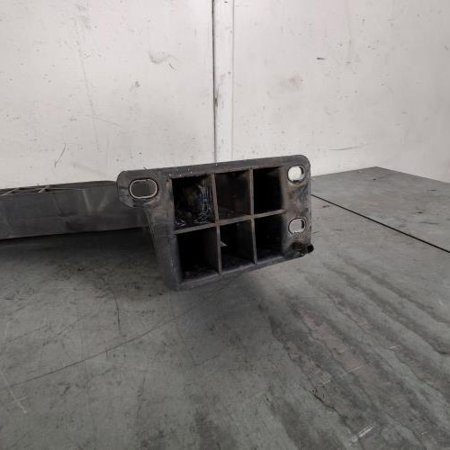 Absorbeur de pare choc avant