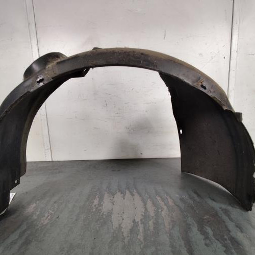 Pare boue avant droit