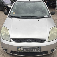 Vehicule-FORD-FIESTA%25205%2520PHASE%25201-2004-a13799a922e0218cbf147d8844098c5c43b1b161925ea03b0f13857c088a5e68_m.jpg