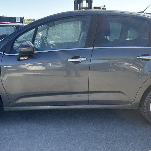 Vehicule-CITROEN-C3%25202%2520PHASE%25202-2016-461aaca42fdc12e3913b5da885dd00e28e7054d1dea25e7efb49b5f1dc829306_m.jpg