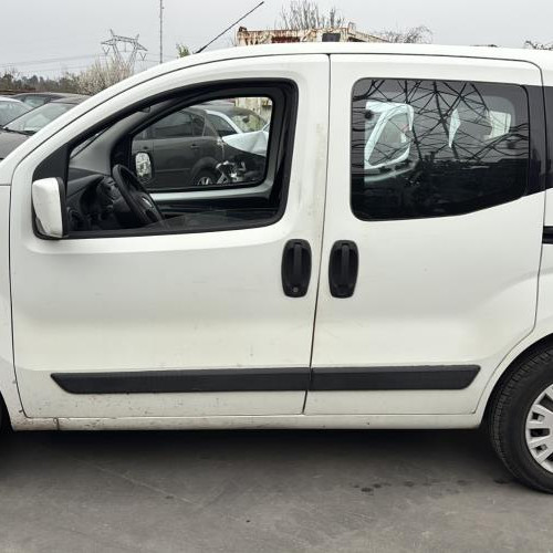 Vehicule-FIAT-QUBO%2520FIORINO-2013-dcf59c01b2fa32f84ac7ac52b96c88208f0ba1b3f56e8bcedf6f4a149699234e_m.jpg