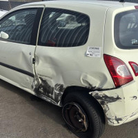 Vehicule-RENAULT-TWINGO%25202%2520PHASE%25202-2014-935edeec194ea186cb4044c6f21e36691b04ca2597061ca8002ebc60c8044342_m.jpg