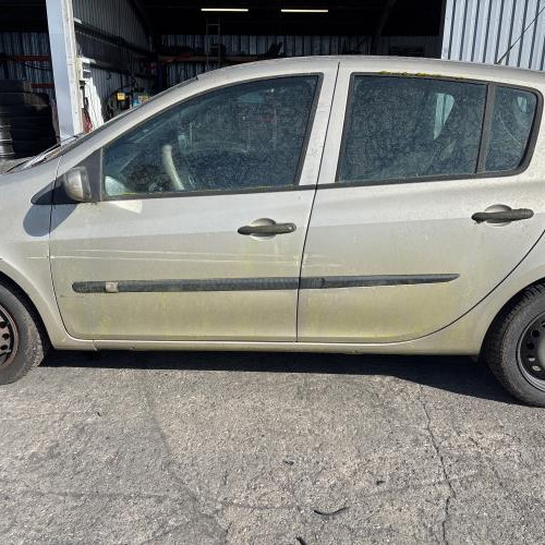 Vehicle-RENAULT-CLIO%25203%2520PHASE%25201-2006-3dce501a26f75b8bdba47a4f583c2cfd734da728613b5ef268b10d1760f24add_m.jpg
