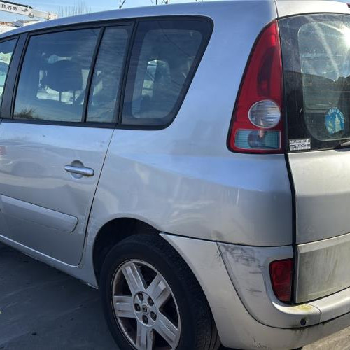 Vehicule-RENAULT-ESPACE%25204%2520PHASE%25201-2006-b137b8c4352ad49fbebaa76ef8454aba27e02718169e4a3566ae39adaaa36ce9_m.jpg
