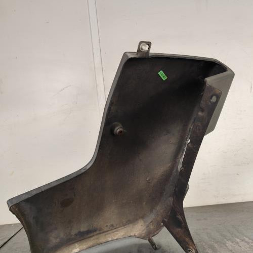 Crosse arriere droit