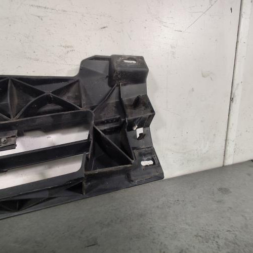 Support de pare chocs avant