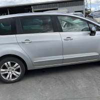 Vehicule-PEUGEOT-5008%25201%2520PHASE%25201-2011-b21269afe5af2a47bcb3ab79b6142382c472d4179aec4e5fe26ad35d09968e04_m.jpg