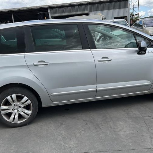 Vehicule-PEUGEOT-5008%25201%2520PHASE%25201-2011-b21269afe5af2a47bcb3ab79b6142382c472d4179aec4e5fe26ad35d09968e04_m.jpg