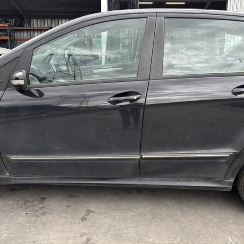 Vehicule-MERCEDES-CLASSE%2520A%2520169%2520PHASE%25201-2007-de4861618f5928e1c84171e84dc46c71a6e471f200f1f0e3ed011101255a1112_m.jpg